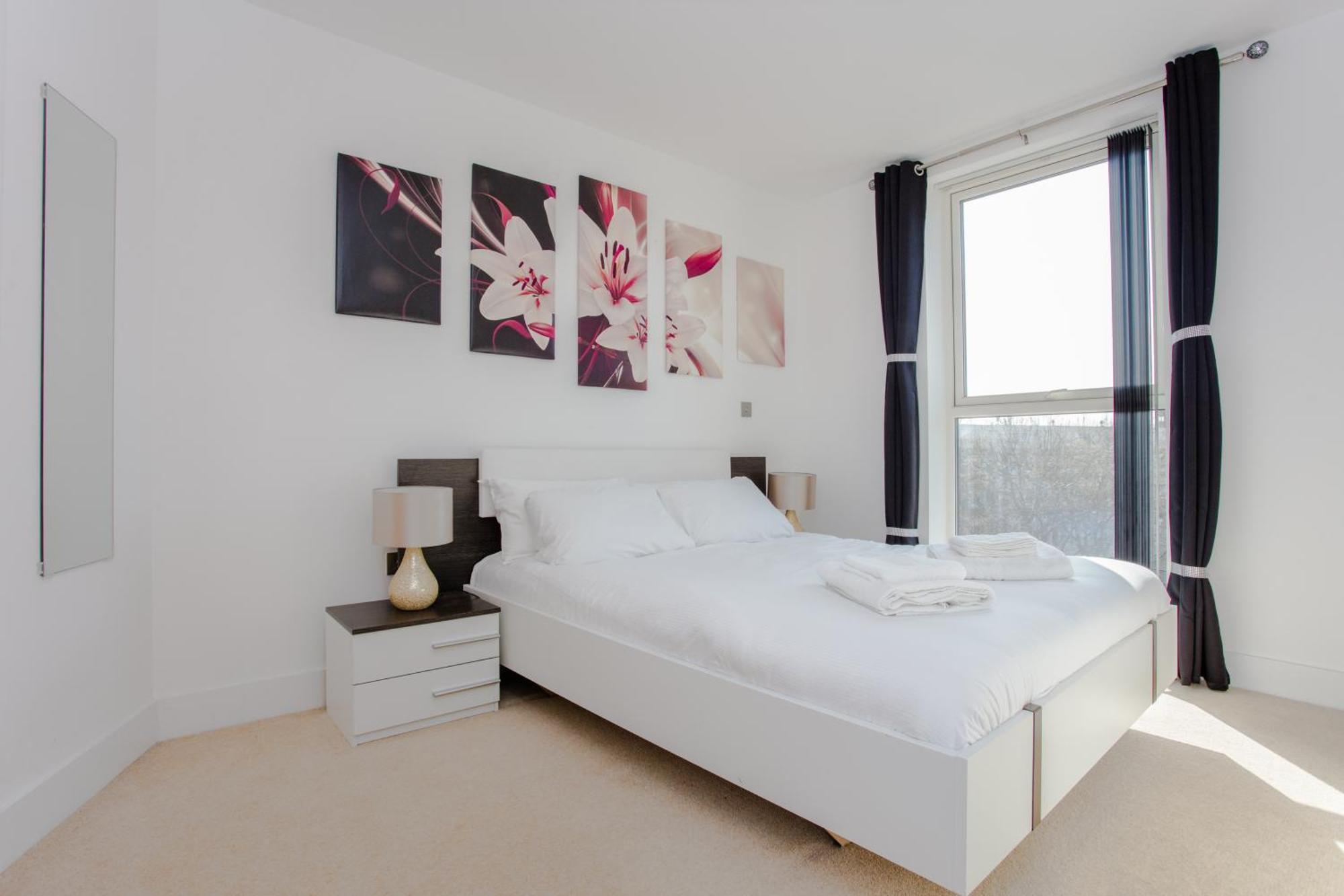 Brand New 2 Bedroom 2 Bath Flat At Brixton Station And O2 For Max 8 Guests